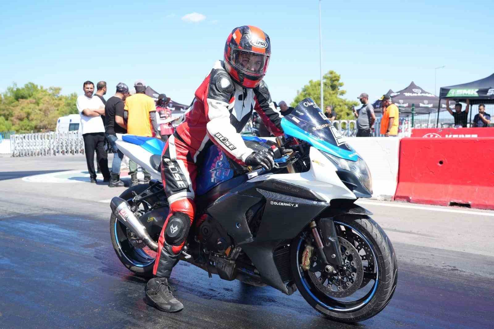 Kepez’de moto drag heyecanı start aldı