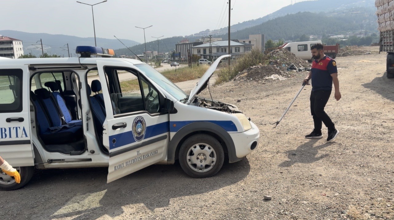 Osmaniye’de kaçak yolcu yılan, üçüncü araçta yakalandı