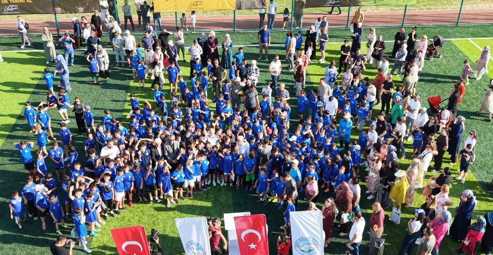 Talas’ta yaz spor okullarına coşkulu açılış