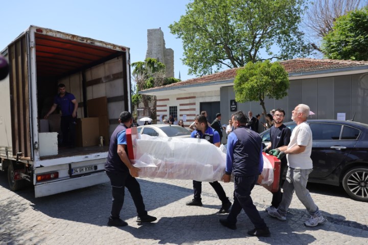 Vakıflar Genel Müdürlüğü’ne devredilen Yerebatan Sarnıcı tahliye edildi