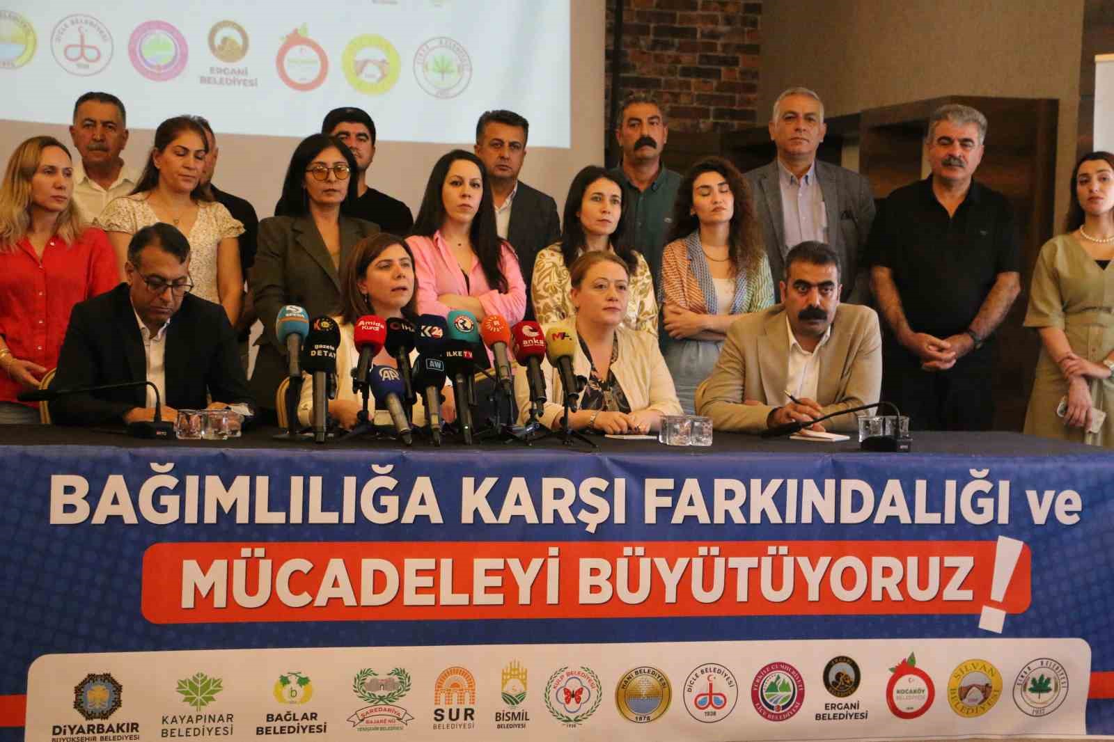Diyarbakır Büyükşehir Belediyesi ve ilçe belediyeleri madde bağımlılığıyla mücadelede yeni dönemi başlatıyor