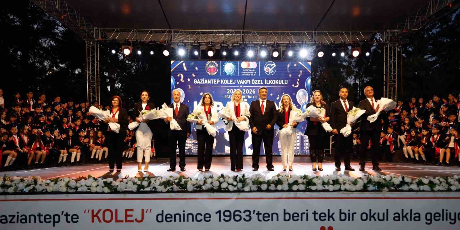 GKV &Ouml;zel İlkokulu&rsquo;nda kep heyecanı ve mezuniyet gururu