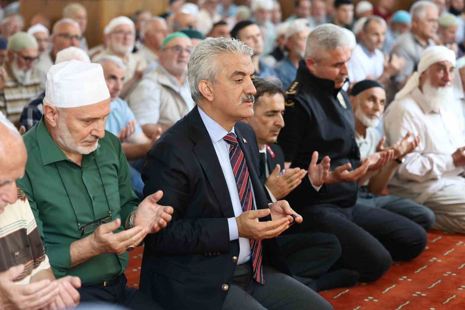 Jandarma şehitleri dualarla anıldı