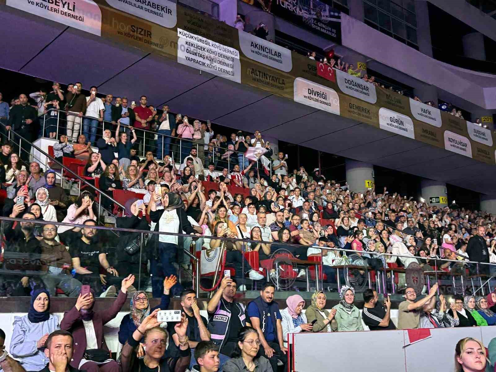 Kayseri’de Sevcan Orhan rüzgarı esti