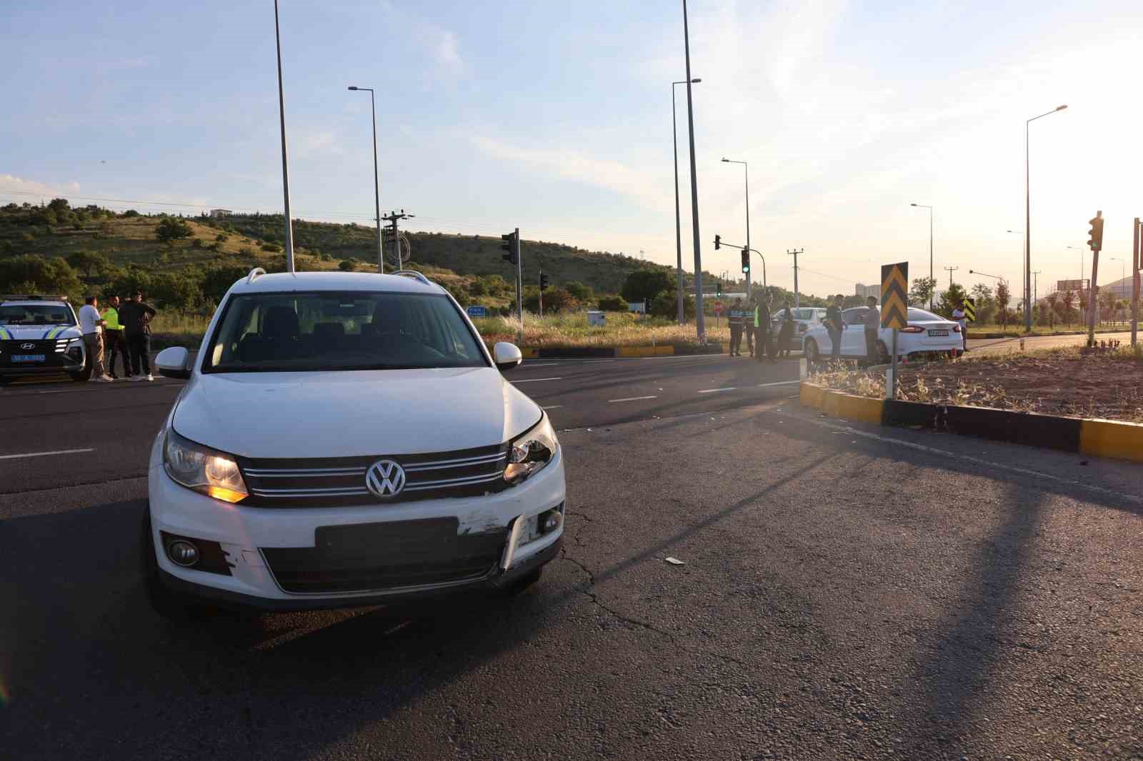 Nevşehir’de kırmızı ışık ihlali zincirleme kazaya neden oldu: 2 yaralı