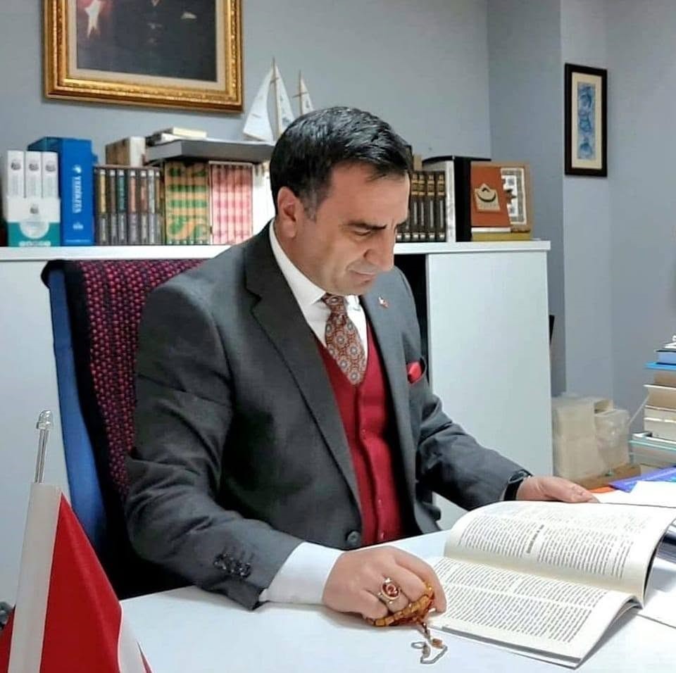 "O, döneminin Mevlânası, eseri ise adeta Doğu’nun Mesnevisiydi"