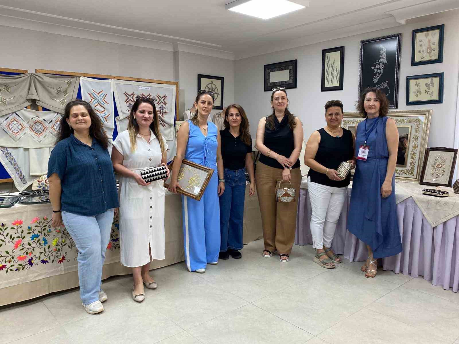 Ayvalık&rsquo;ta emek ve azmin buluştuğu AHEM sergisine yoğun ilgi