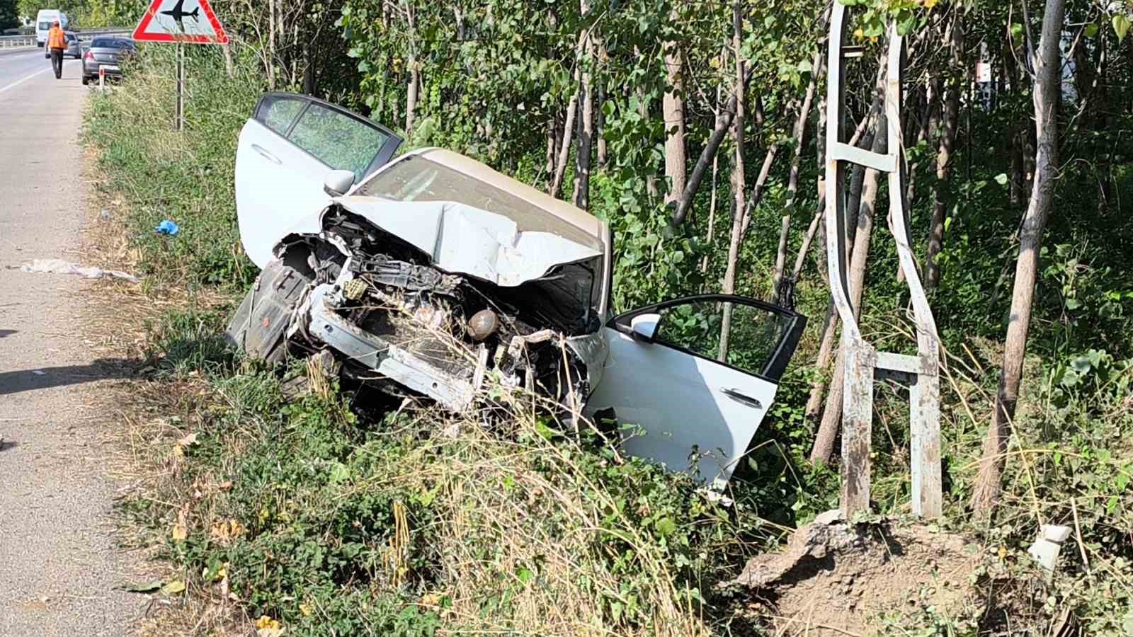 Tokat&rsquo;ta otomobil elektrik direğine &ccedil;arptı: 1 &ouml;l&uuml;, 1 yaralı