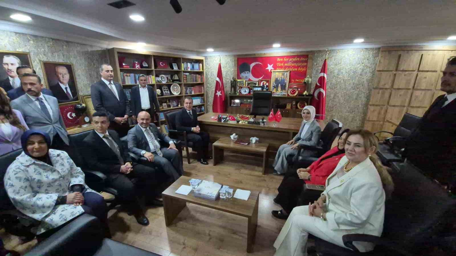 Bakan Göktaş’tan MHP Eskişehir İl Başkanlığı’na ziyaret