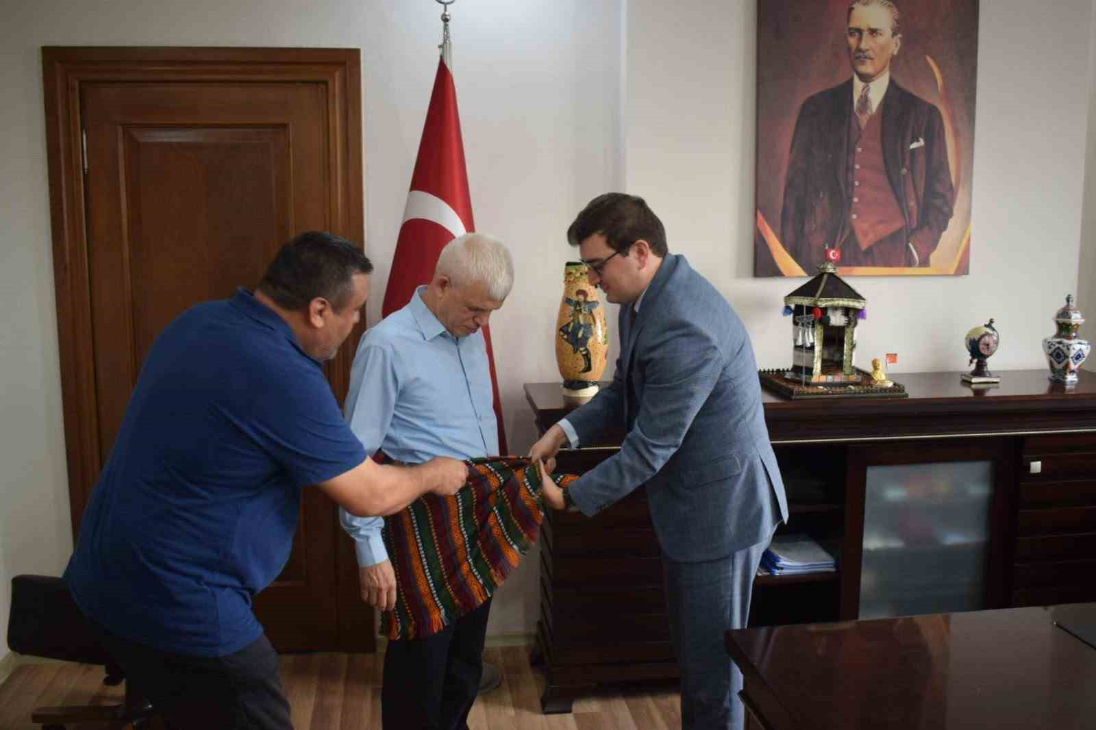 Bozdoğan Kaymakamı S&ouml;zen, Yılın Ahilerini kabul etti