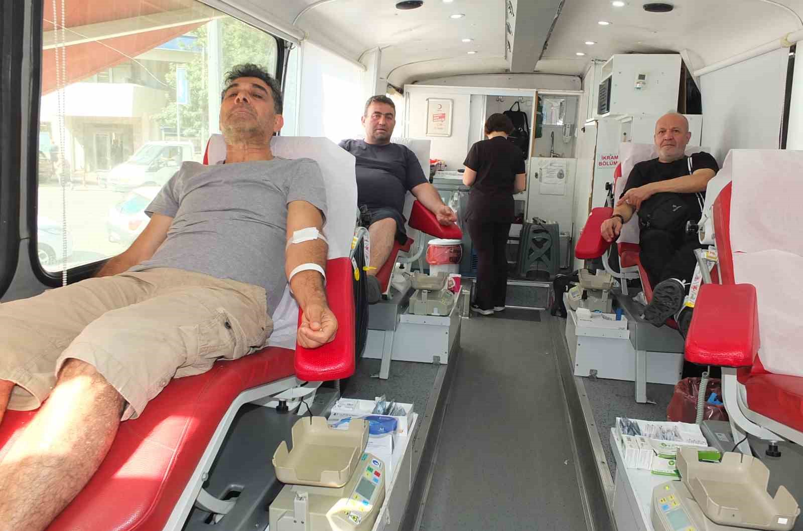 Aşırı sıcaklar kan bağışını olumsuz etkiledi