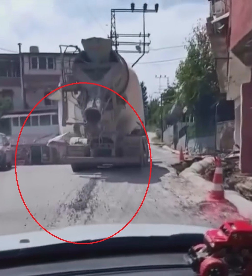 Yola beton dökerek ilerleyen beton mikserine 50 bin TL para cezası