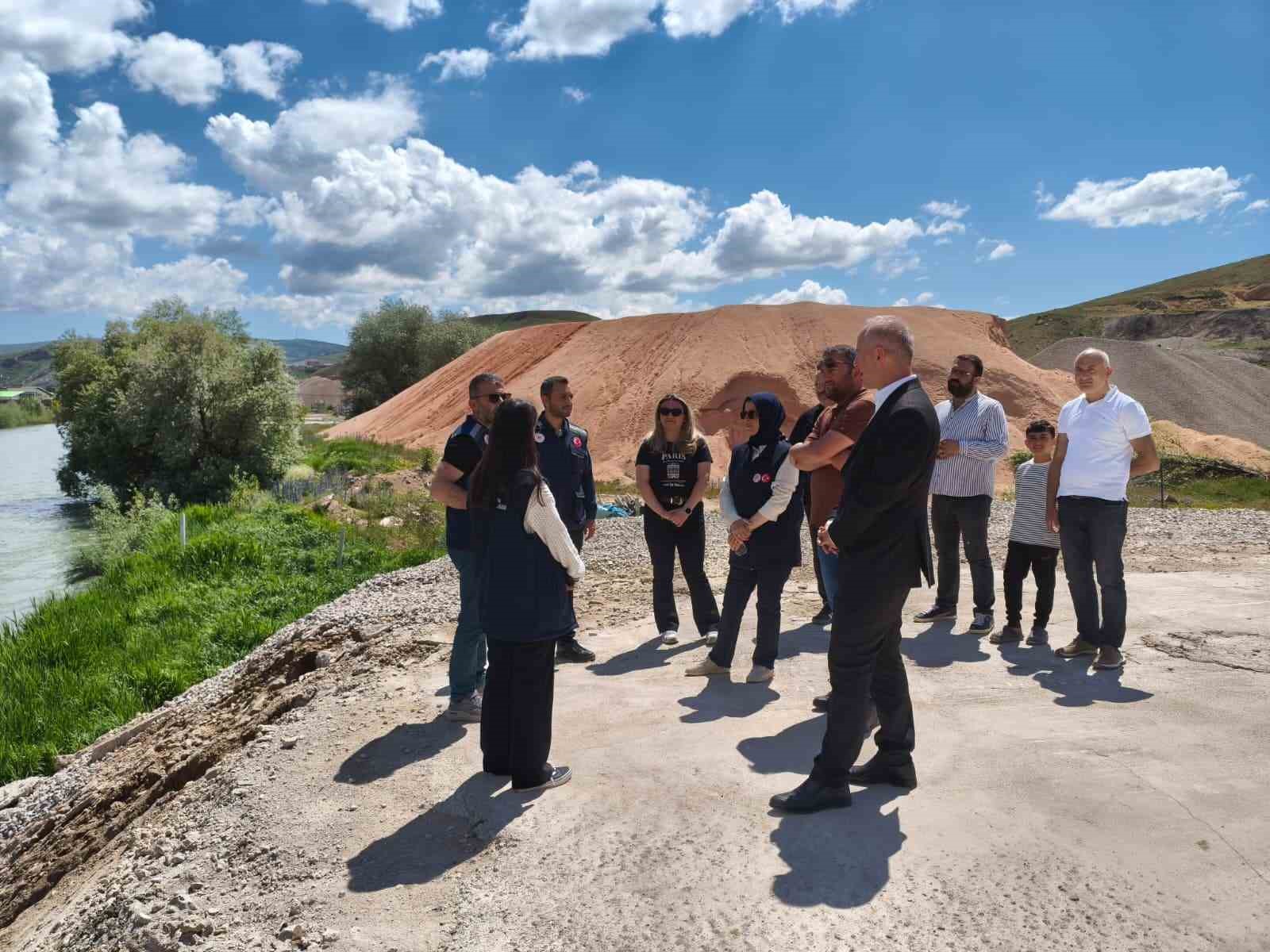 Bayburt’ta hazır beton tesislerine çevre denetimi