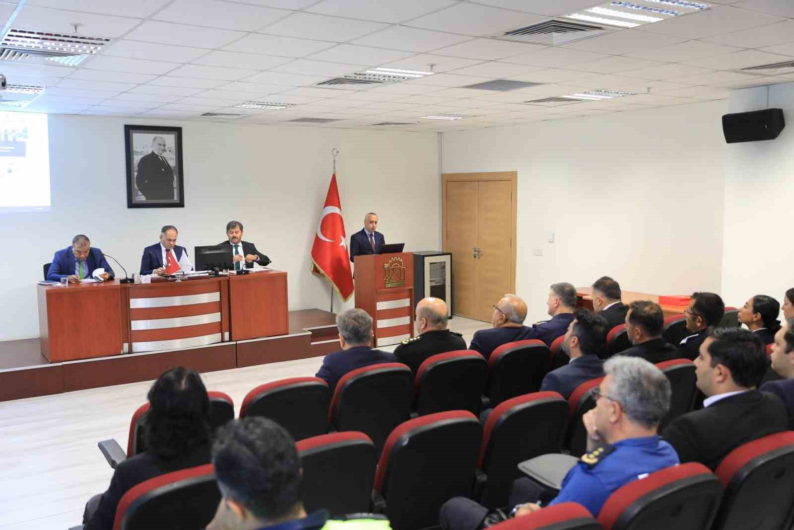 &Ccedil;ankırı&rsquo;da okul &ccedil;evrelerinde alınacak tedbirler masaya yatırıldı
