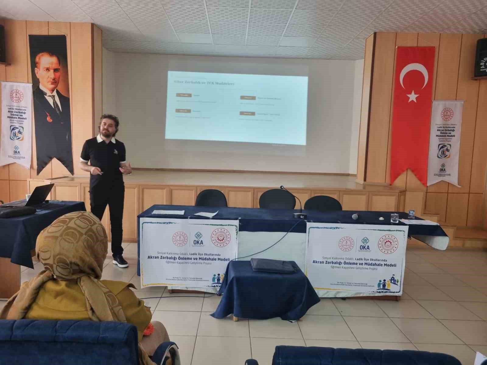 Akran zorbalığıyla mücadelede yeni bir model için ilk adım atıldı