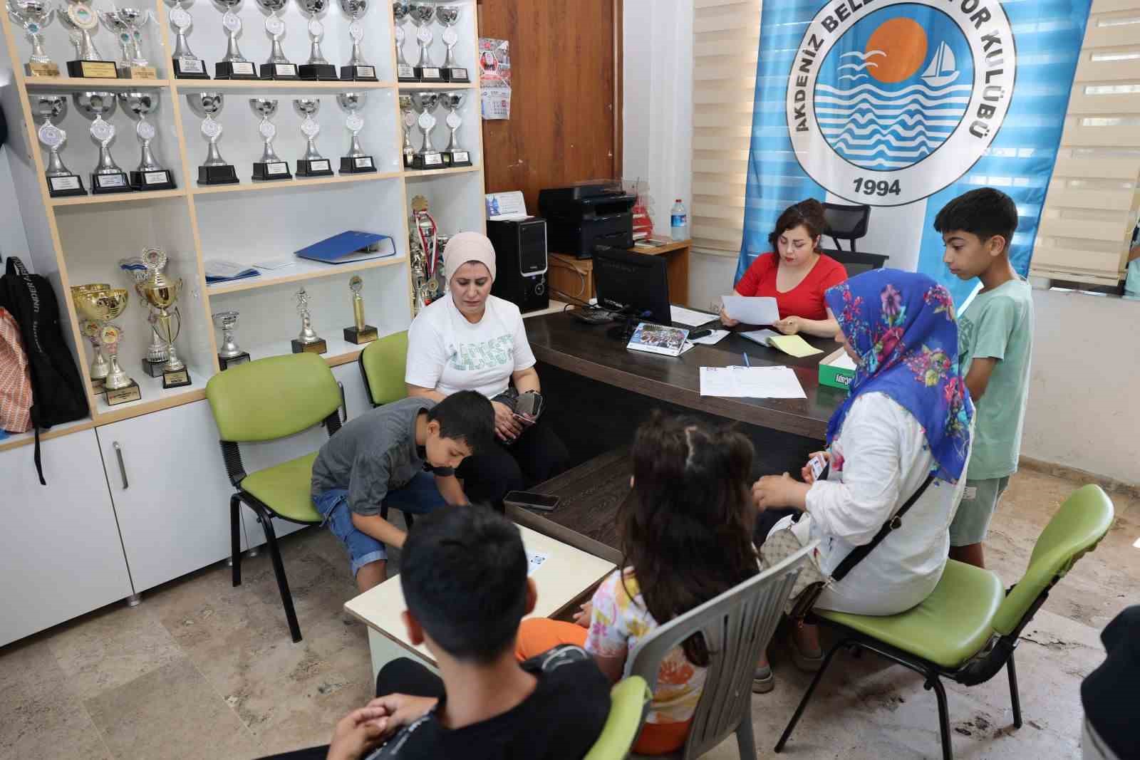 Akdeniz&rsquo;de Yaz Spor Okulları i&ccedil;in kayıtlar başladı