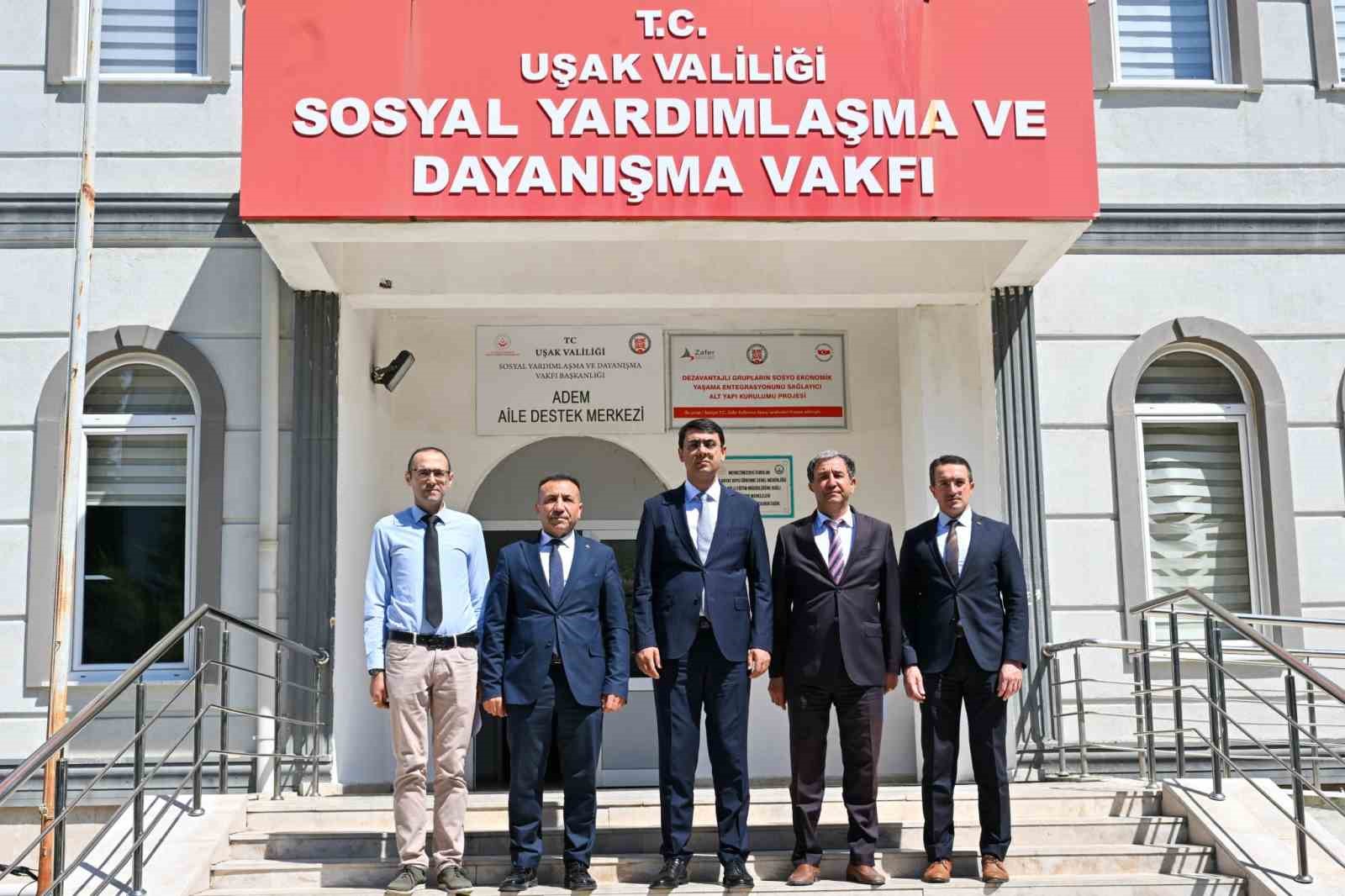 Uşak’ta sosyal hizmet çalışmaları değerlendirildi