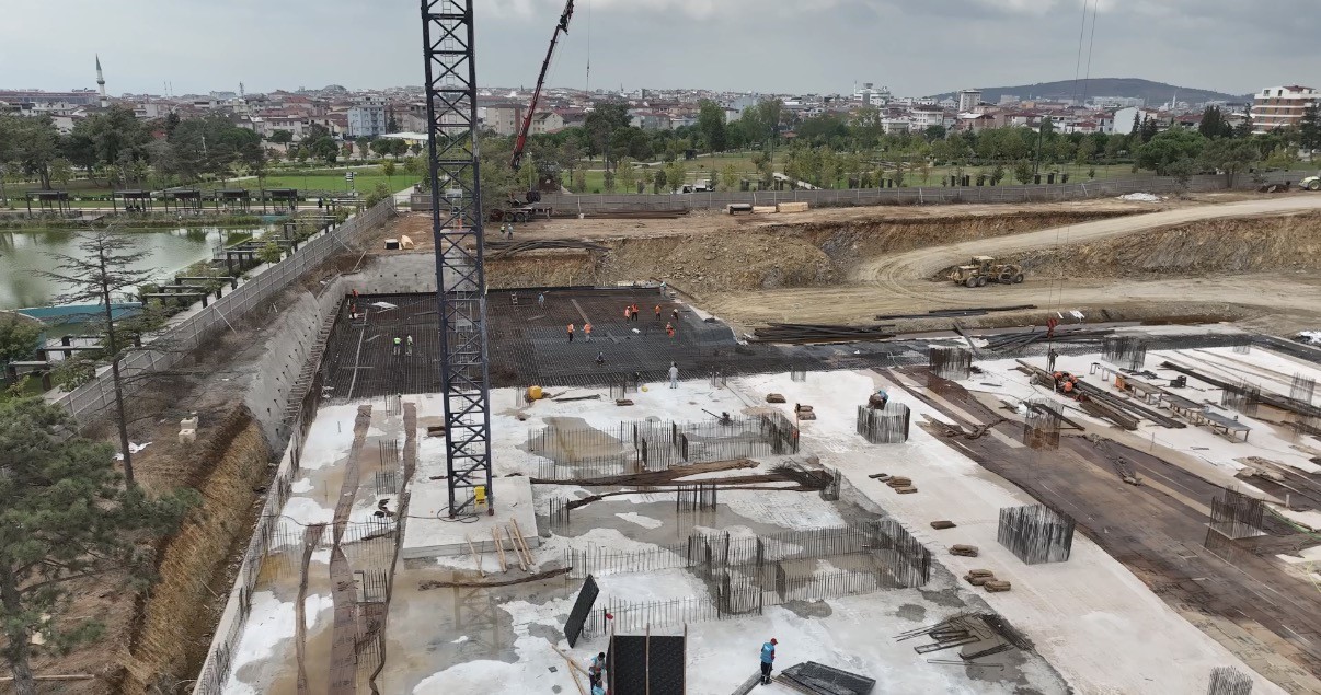 Gebze&rsquo;nin yeni sembol&uuml;nde inşaat tam gaz ilerliyor