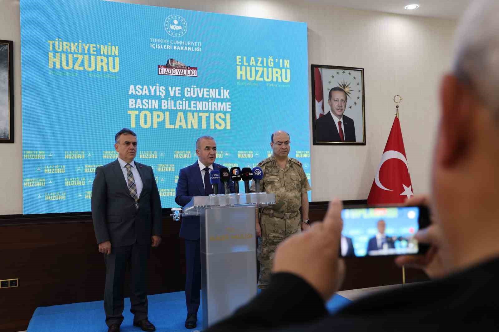 Vali Hatipoğlu’ndan Elazığ’daki salgın iddialarına ilişkin açıklama: "Vakalarda azalma var, içme sularında sorun yok"