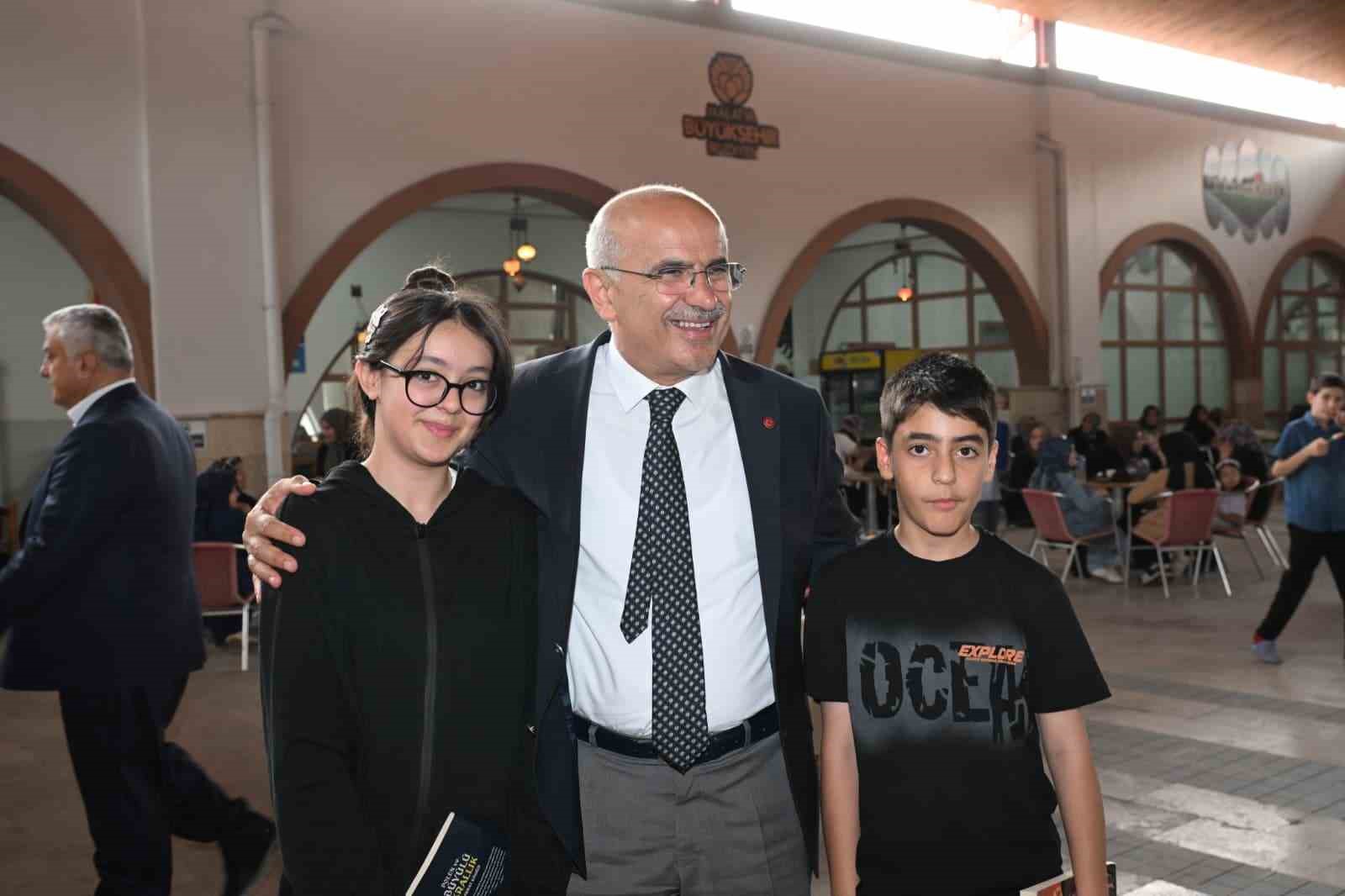 Malatya Büyükşehir Belediyesi eğitimde fırsat eşitliği sağlıyor