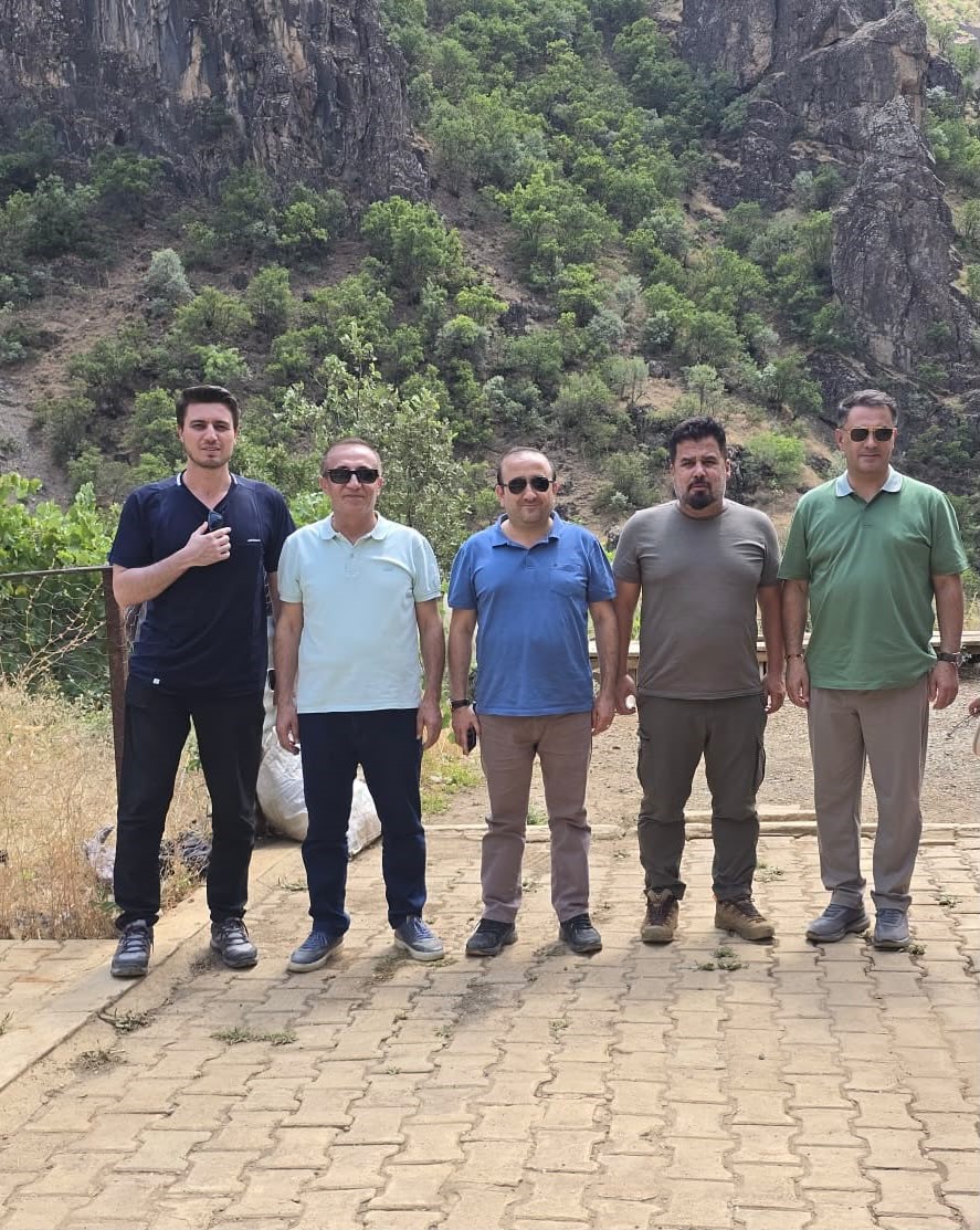 Hakkari&rsquo;de maden firmalarına ziyaret