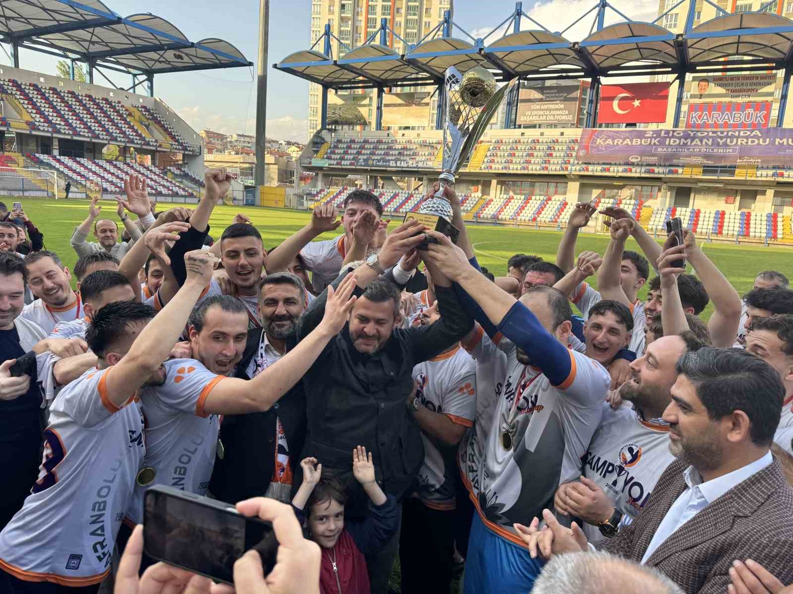 Karabük 1.Amatör Lig’de şampiyon Safranboluspor