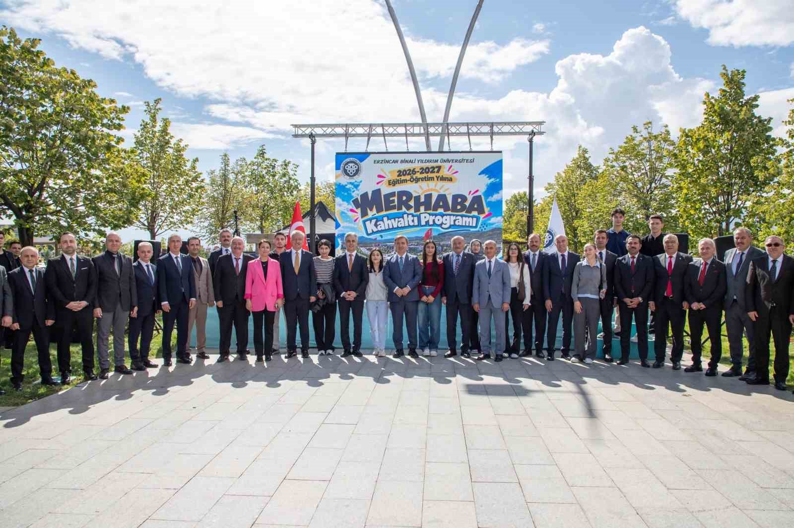 EBYÜ öğrencileri "Hoş Geldiniz Kahvaltısı" programında buluştu