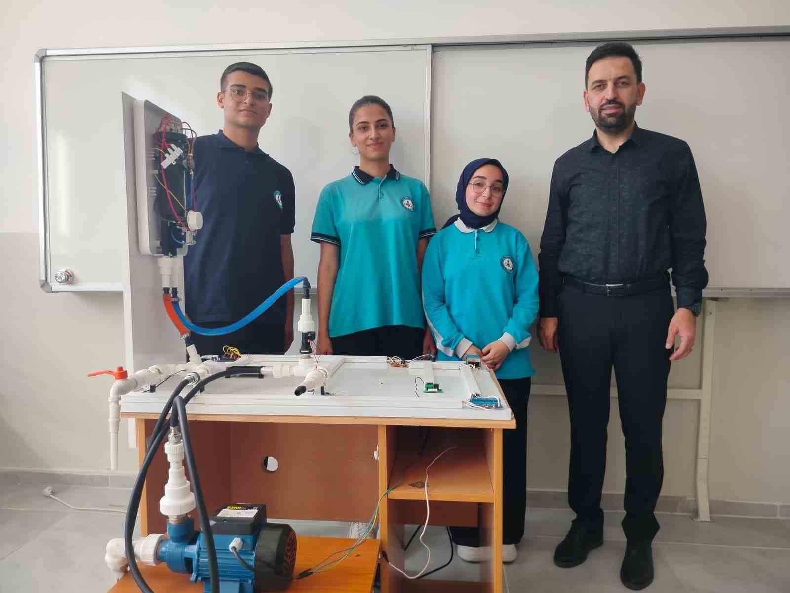 Elazığlı &ouml;ğrenciler d&uuml;nya finalinde: Su tasarrufu projesiyle 11 bin başvuruyu geride bıraktılar