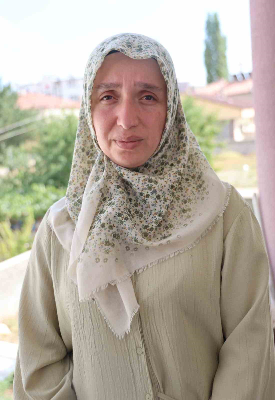 18 yaşına girdi, sırra kadem bastı