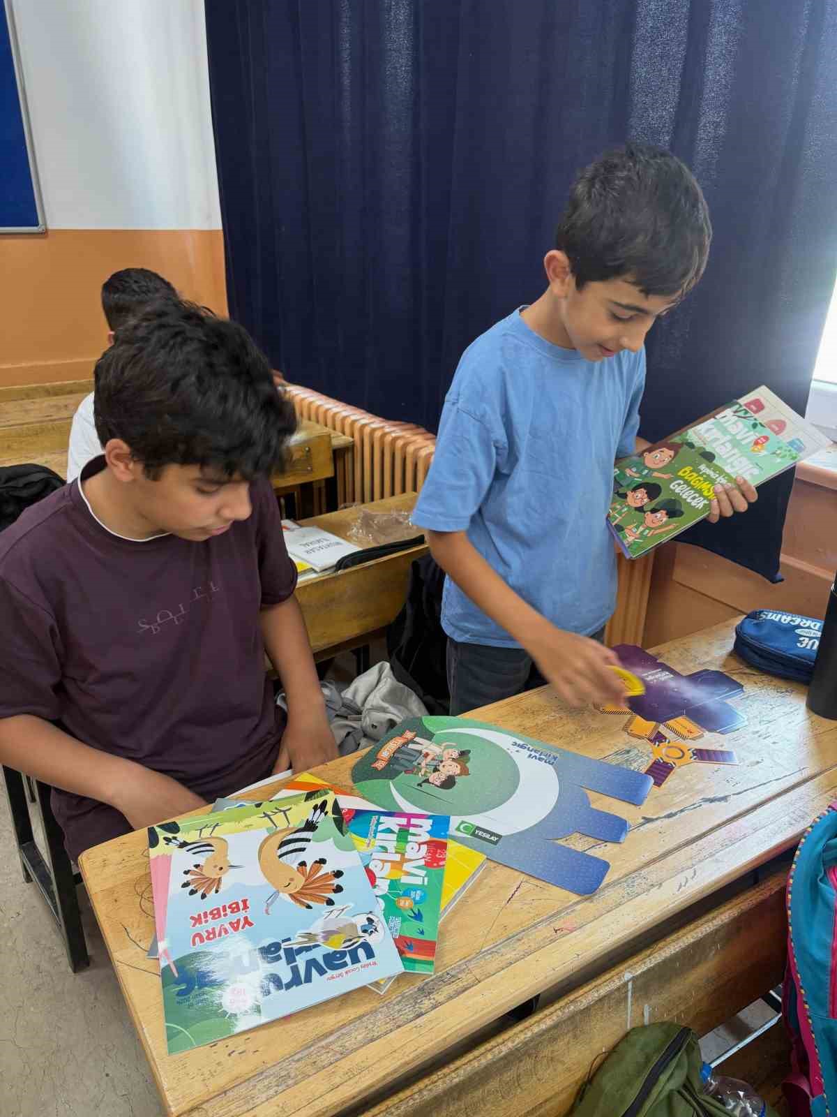 Kars’ta Yeşilay ve TÜGVA’nın Yaz Okulu coşkusu