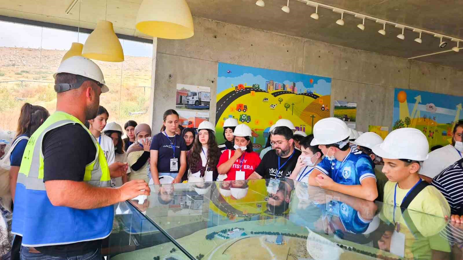 Canik&rsquo;te "Enerji Avcıları" projesiyle gen&ccedil;lere uygulamalı &ccedil;evre eğitimi