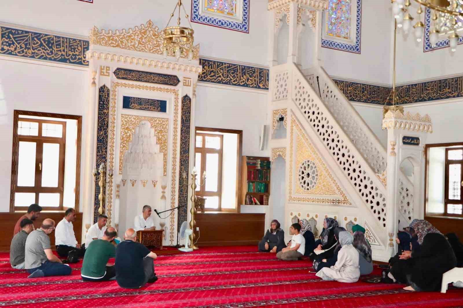 Elazığ’da umre hazırlık semineri
