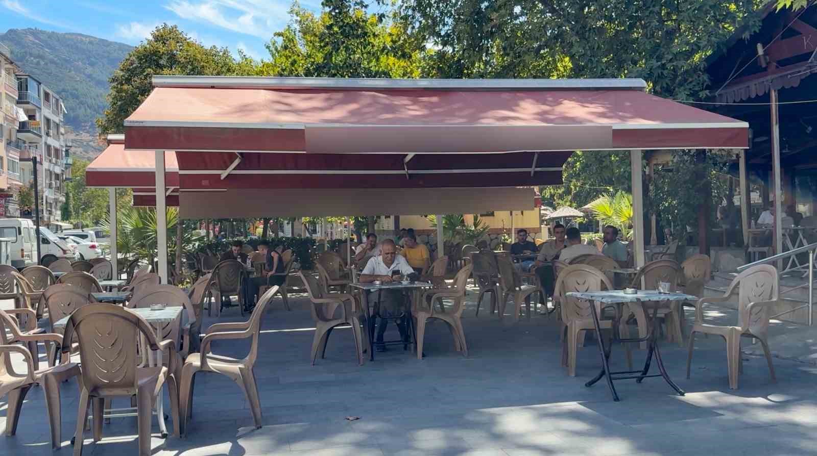 Çay bahçesi tuvaletinde gizli kamera skandalı: İşletmeci gözaltına alındı