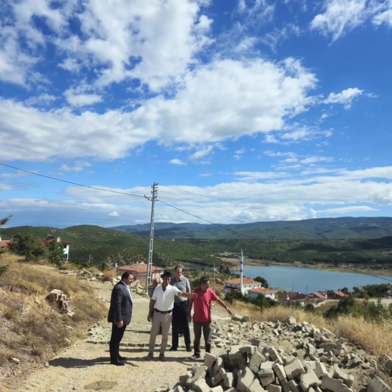 Sinop’ta köylere parke yol