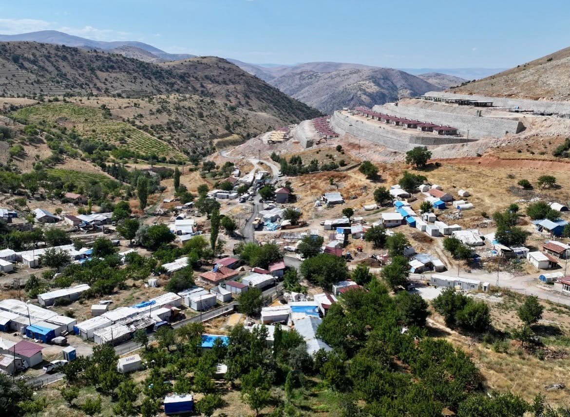 Başkan Ge&ccedil;it&rsquo;ten Kadiruşağı Mahallesi&rsquo;ne k&ouml;pr&uuml; m&uuml;jdesi