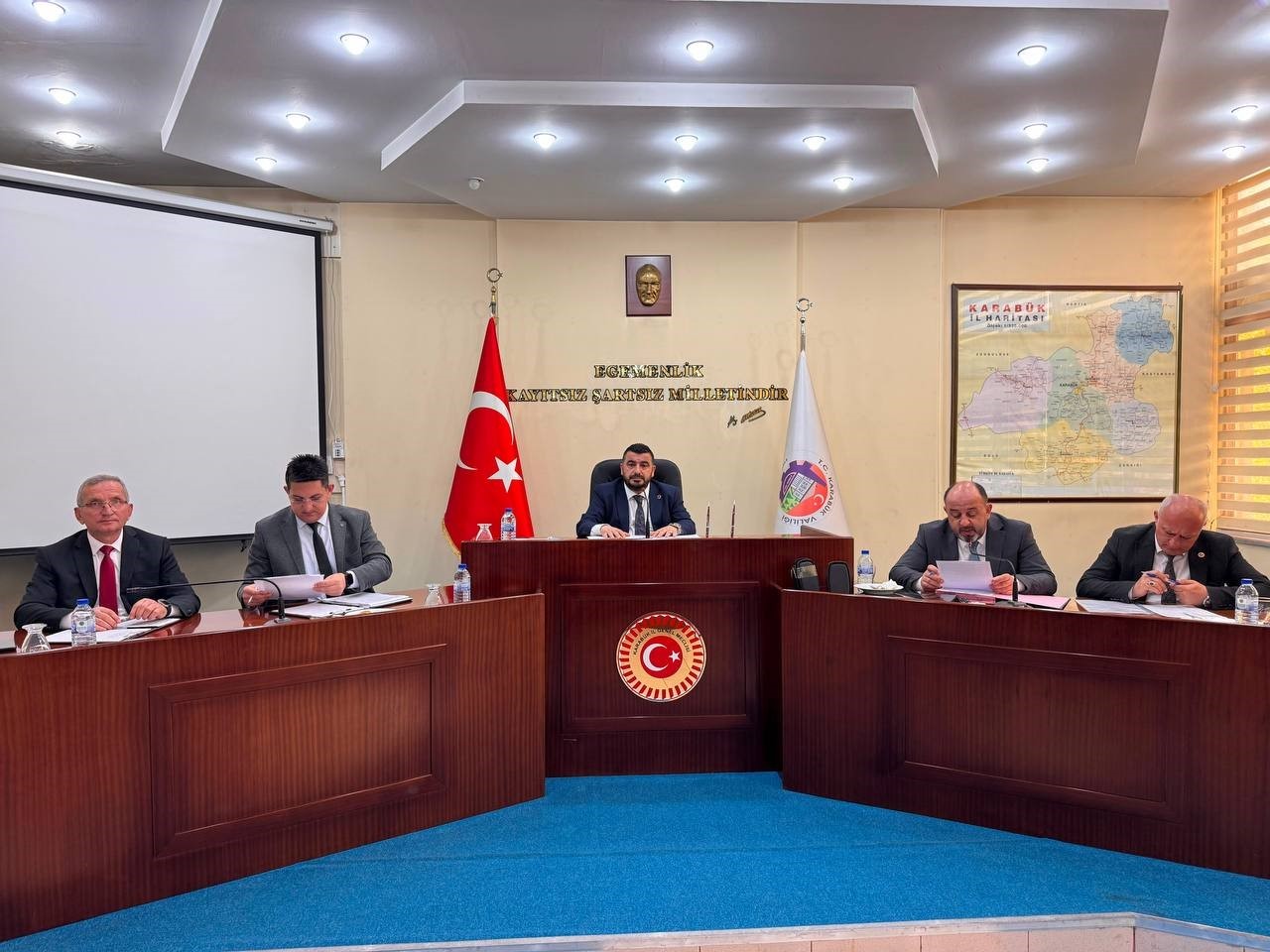 Başkan Kirman: "Karabük’ün her noktasına hizmet ulaştırmaya devam edeceğiz"