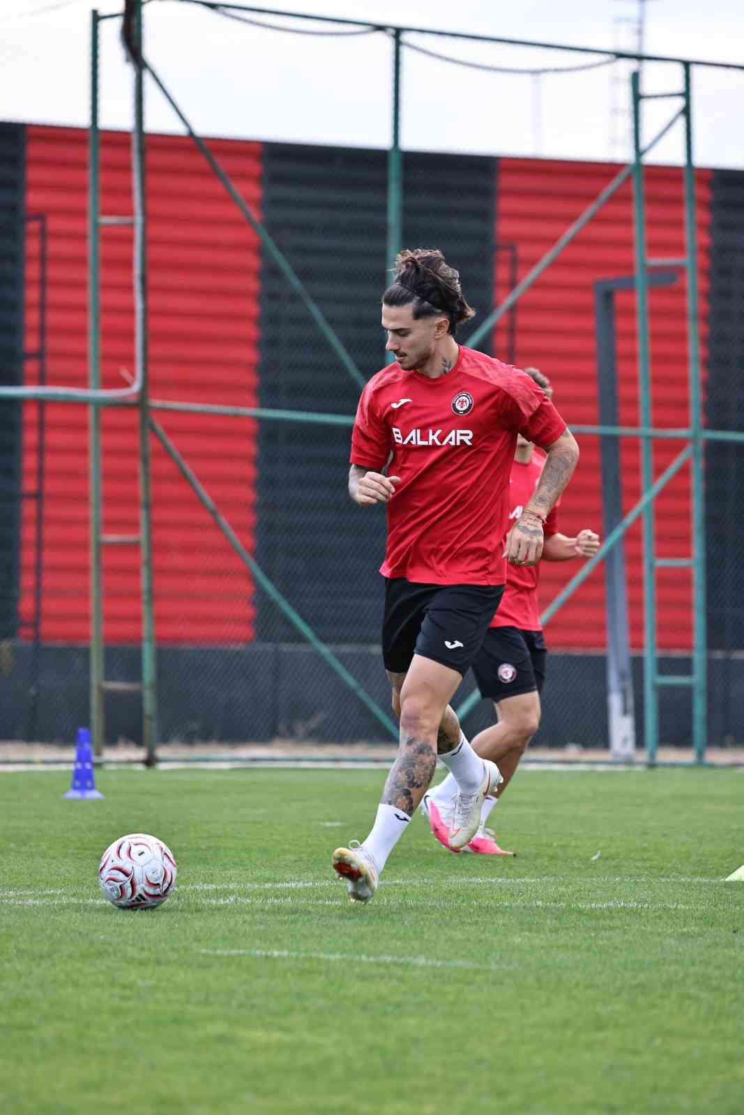 Çorum FK, Beşiktaş mesaisine devam etti