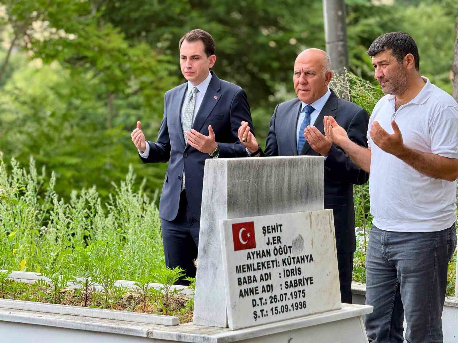 Hisarcık’ta 15 Temmuz’un 10. yılında şehitlik ziyareti