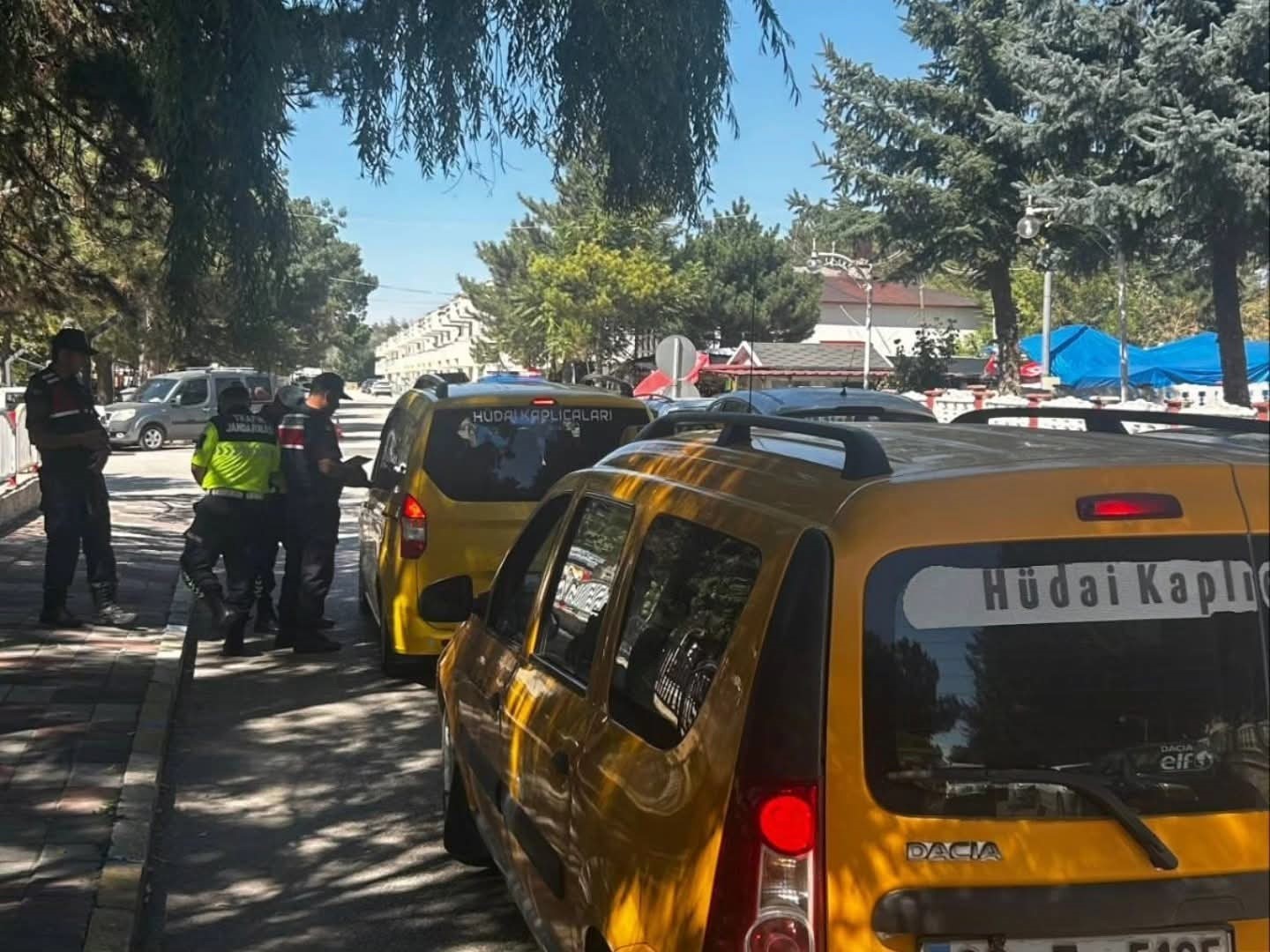 Jandarma mesire alanlarında denetim yaptı