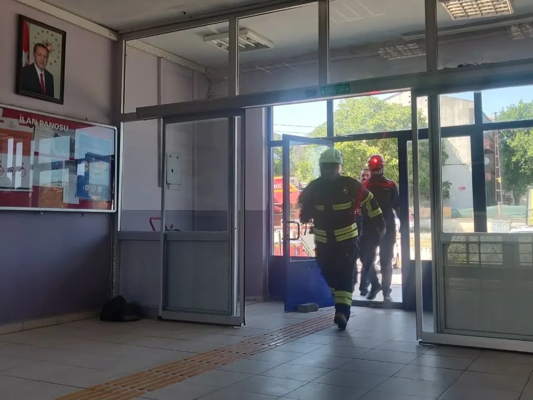 Kofçaz Kaymakamlığında deprem ve yangın tatbikatı