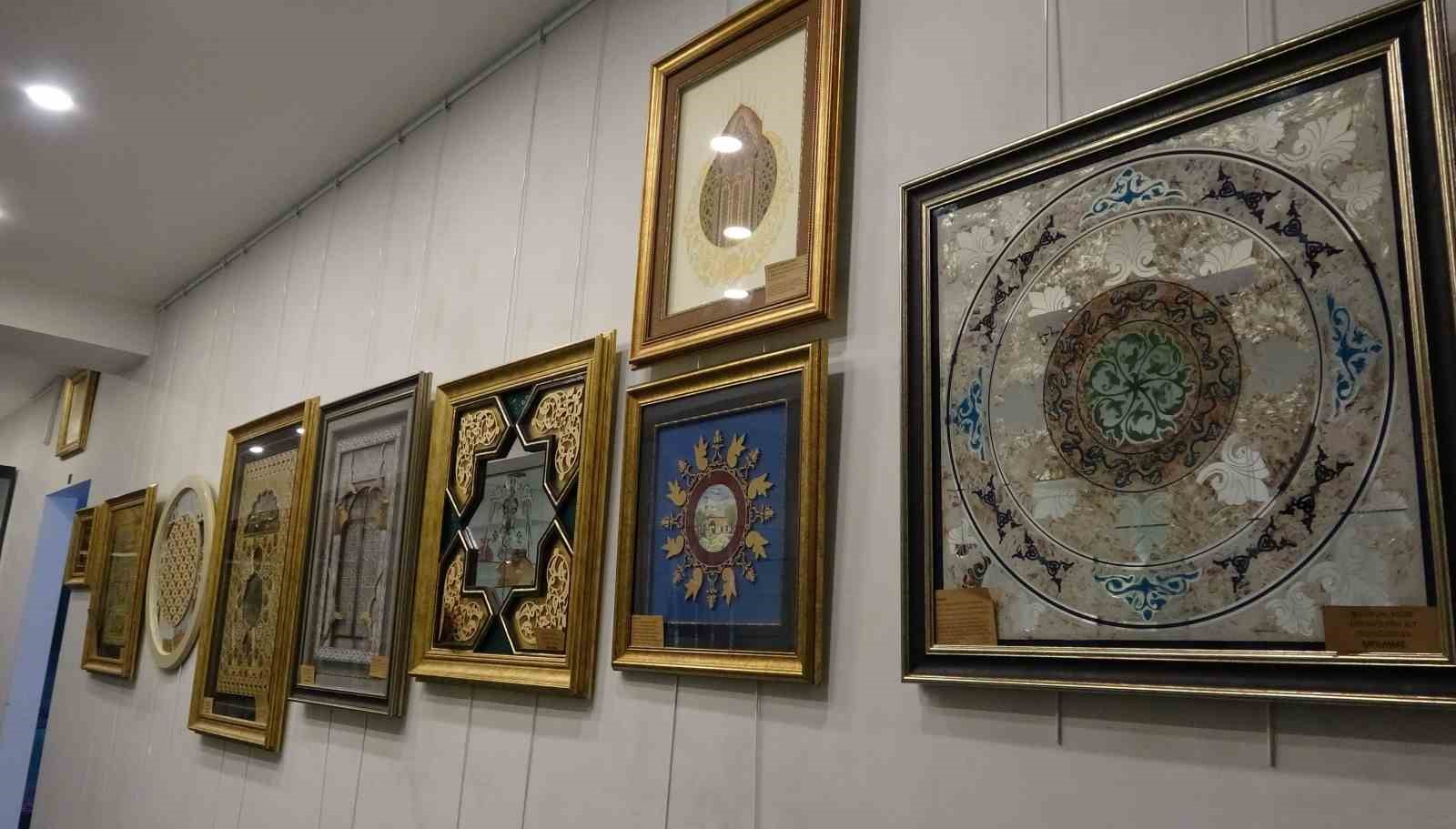 Kızının okul ödeviyle başladı, sanatın ustası oldu