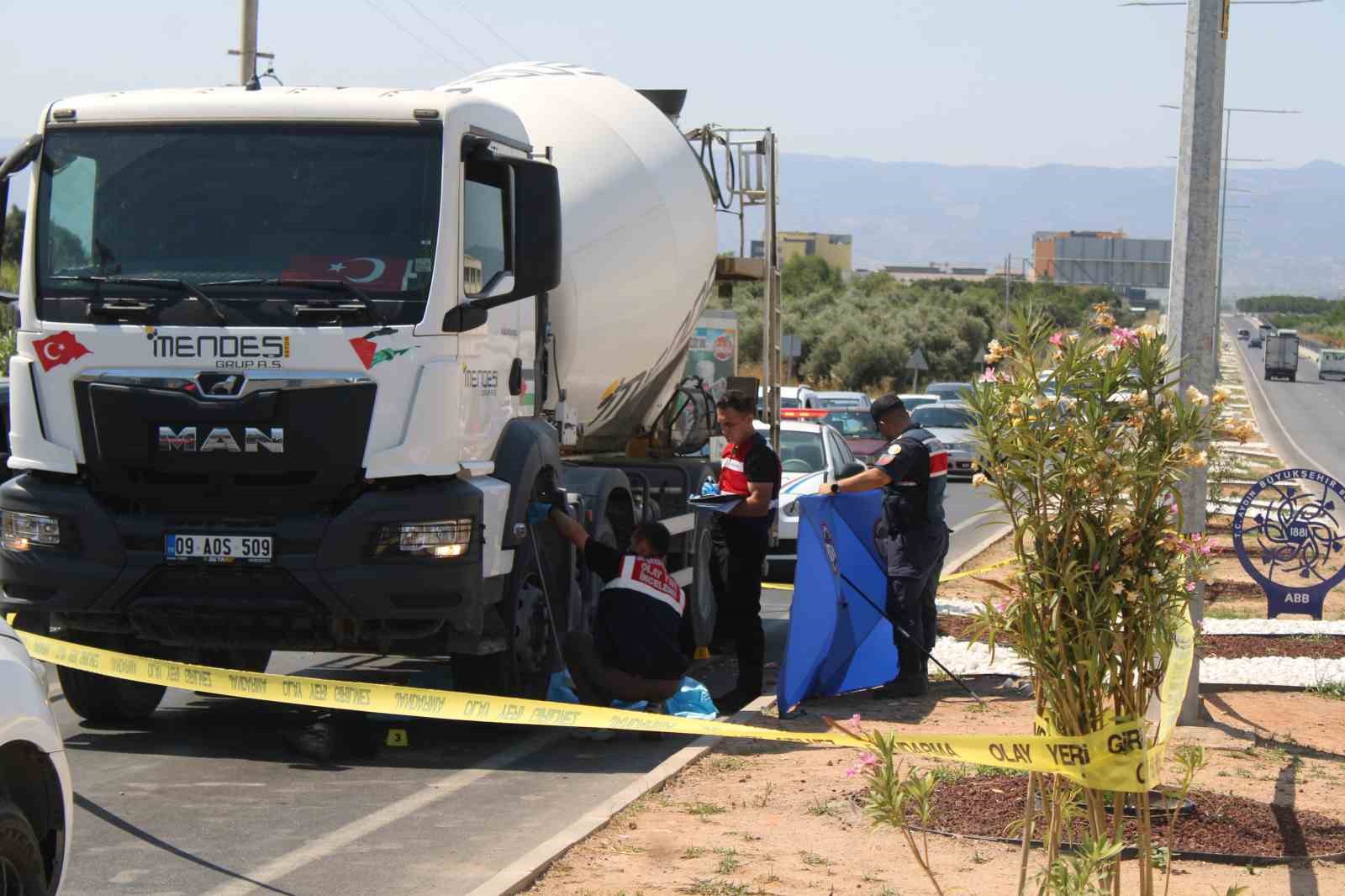 Beton mikserinin altında kalan yaşlı kadın hayatını kaybetti