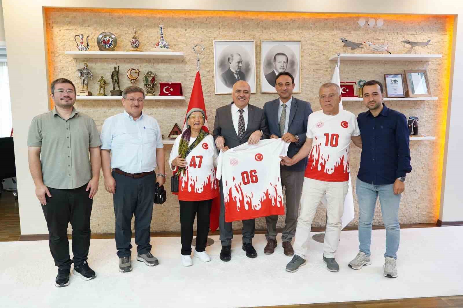 Boccede şampiyon olan Huzurevi sakinleri Kızılcahamam’da gurur yaşattı