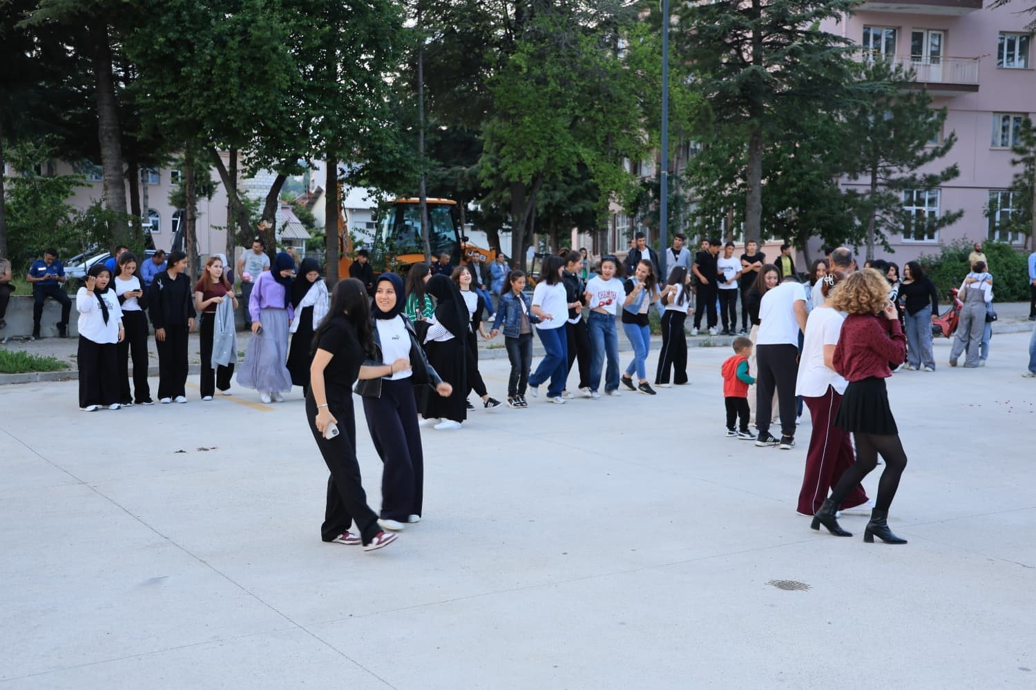 &Ccedil;ameli, Gezen Ozanları ağırladı