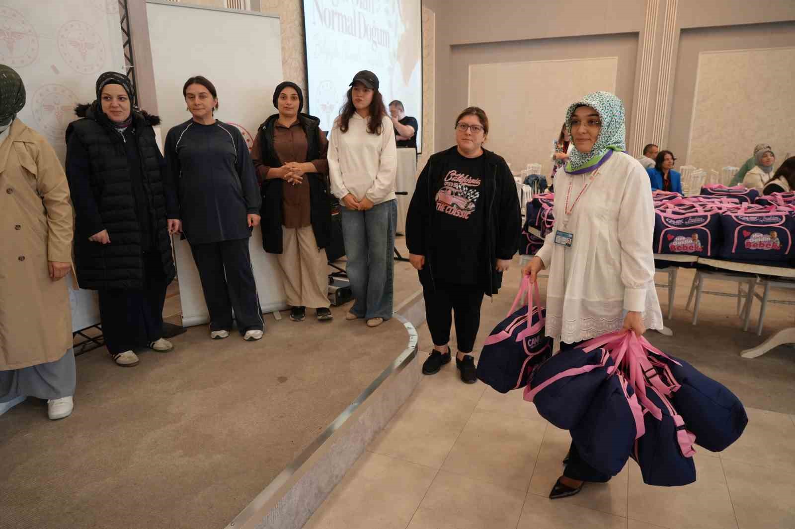 Uzmanlardan anne adaylarına normal doğum mesajı: "Bilinmezlik endişe ve korku oluşturur"