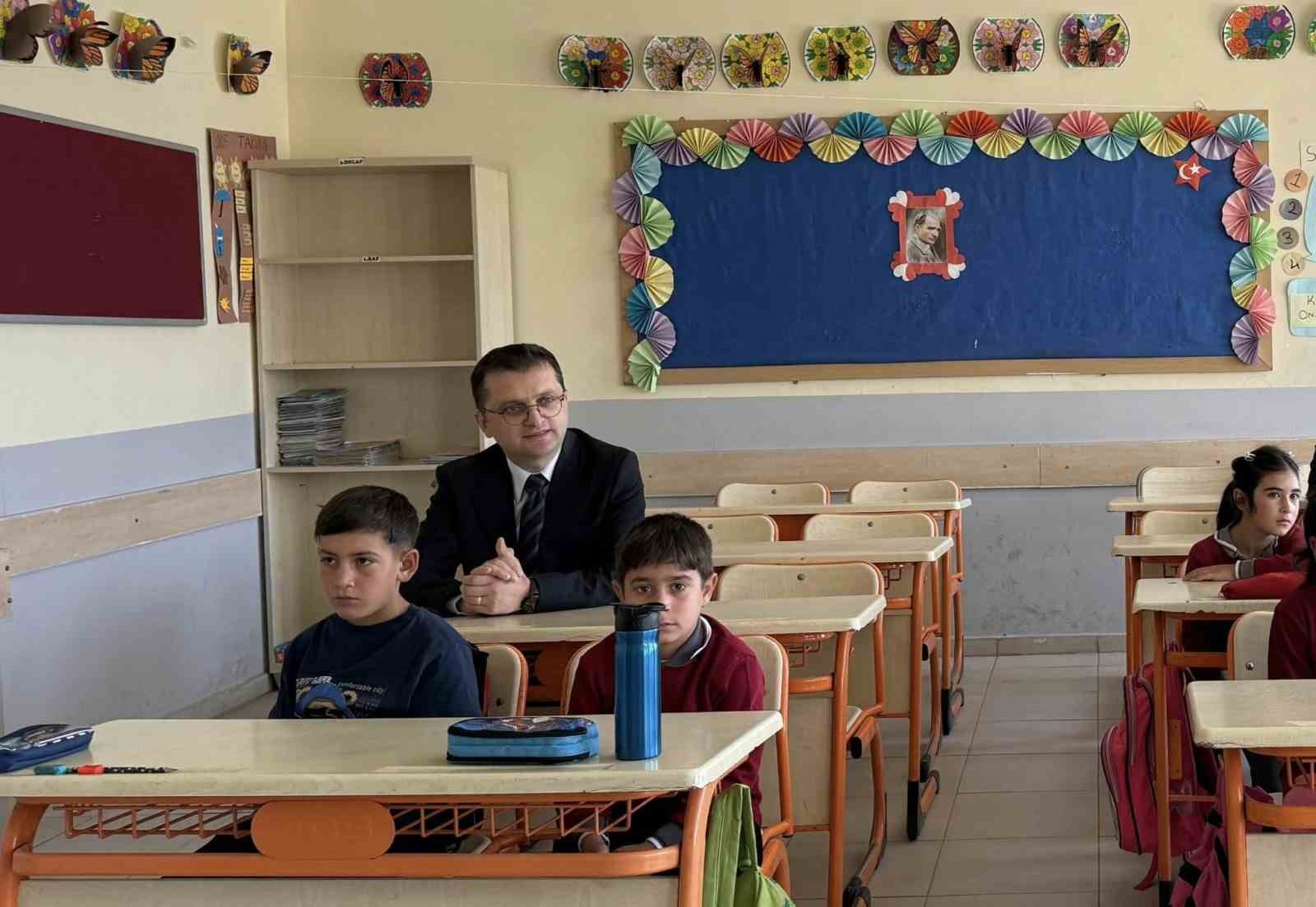 Karakoyunlu Kaymakamı İlhan Kayaş’tan Bulakbaşı Okulu’na ziyaret