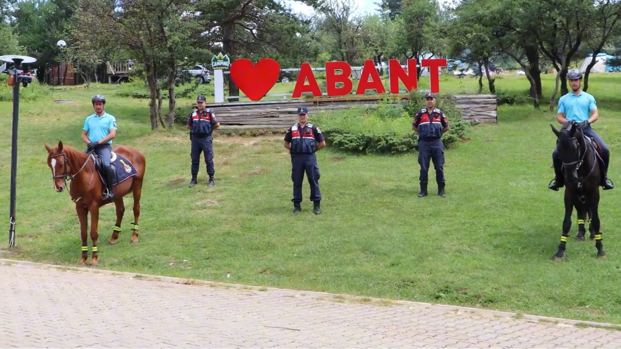 Bolu&rsquo;da atlı jandarma timleri g&ouml;rev başında