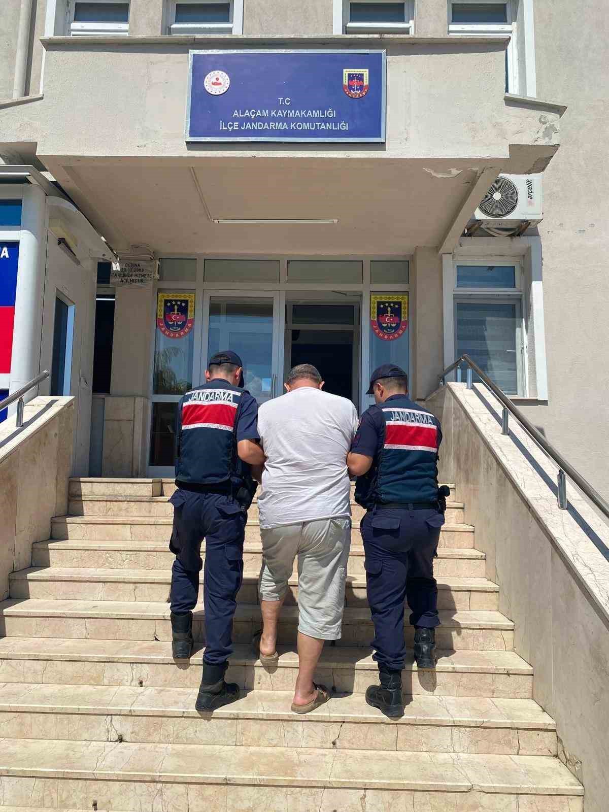 Samsun&rsquo;da aranan iki h&uuml;k&uuml;ml&uuml;, jandarmaya yakalandı