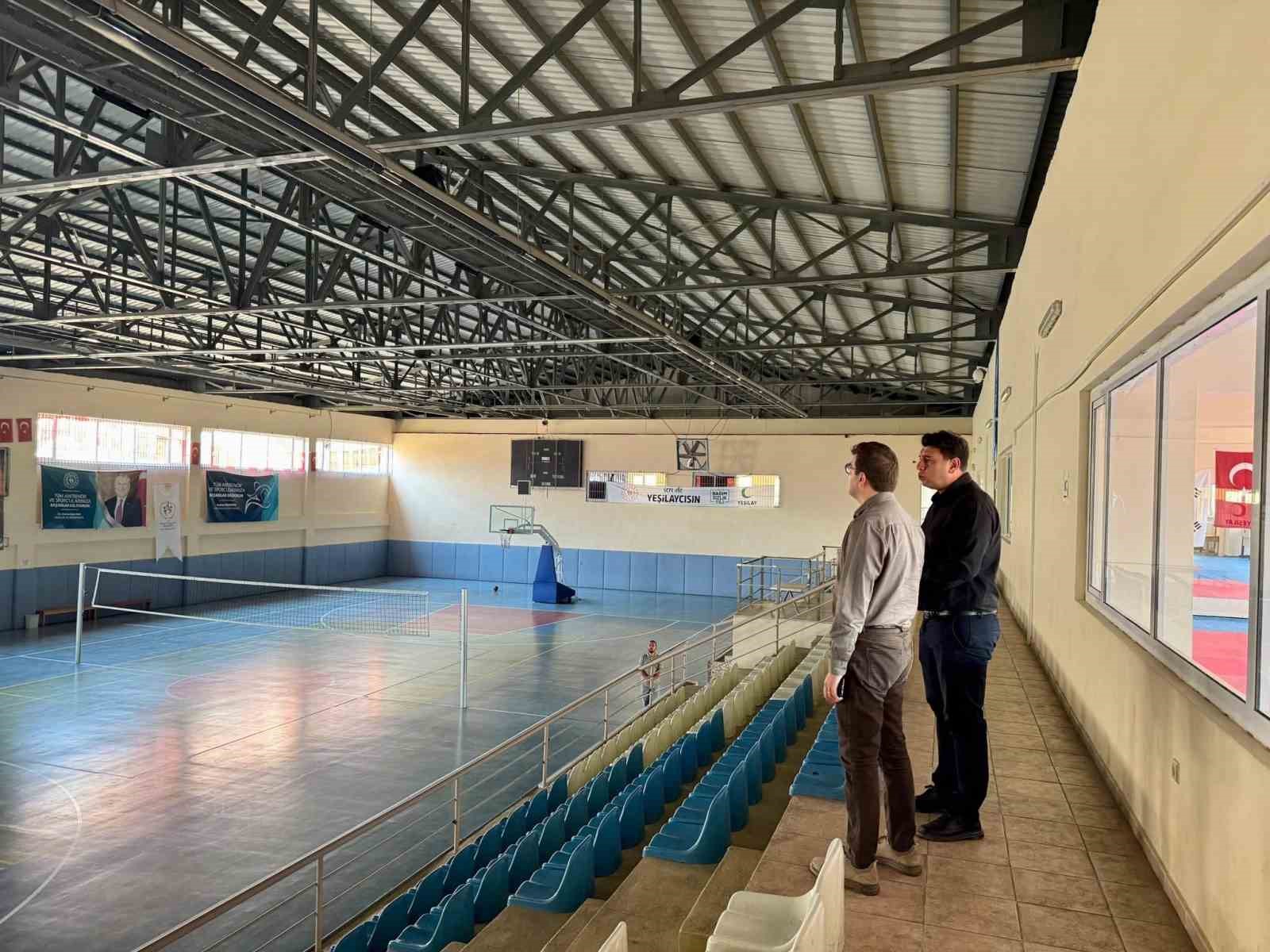 Bozdoğan Kaymakamı Sözen, spor tesisleri ve orman işletmelerini inceledi