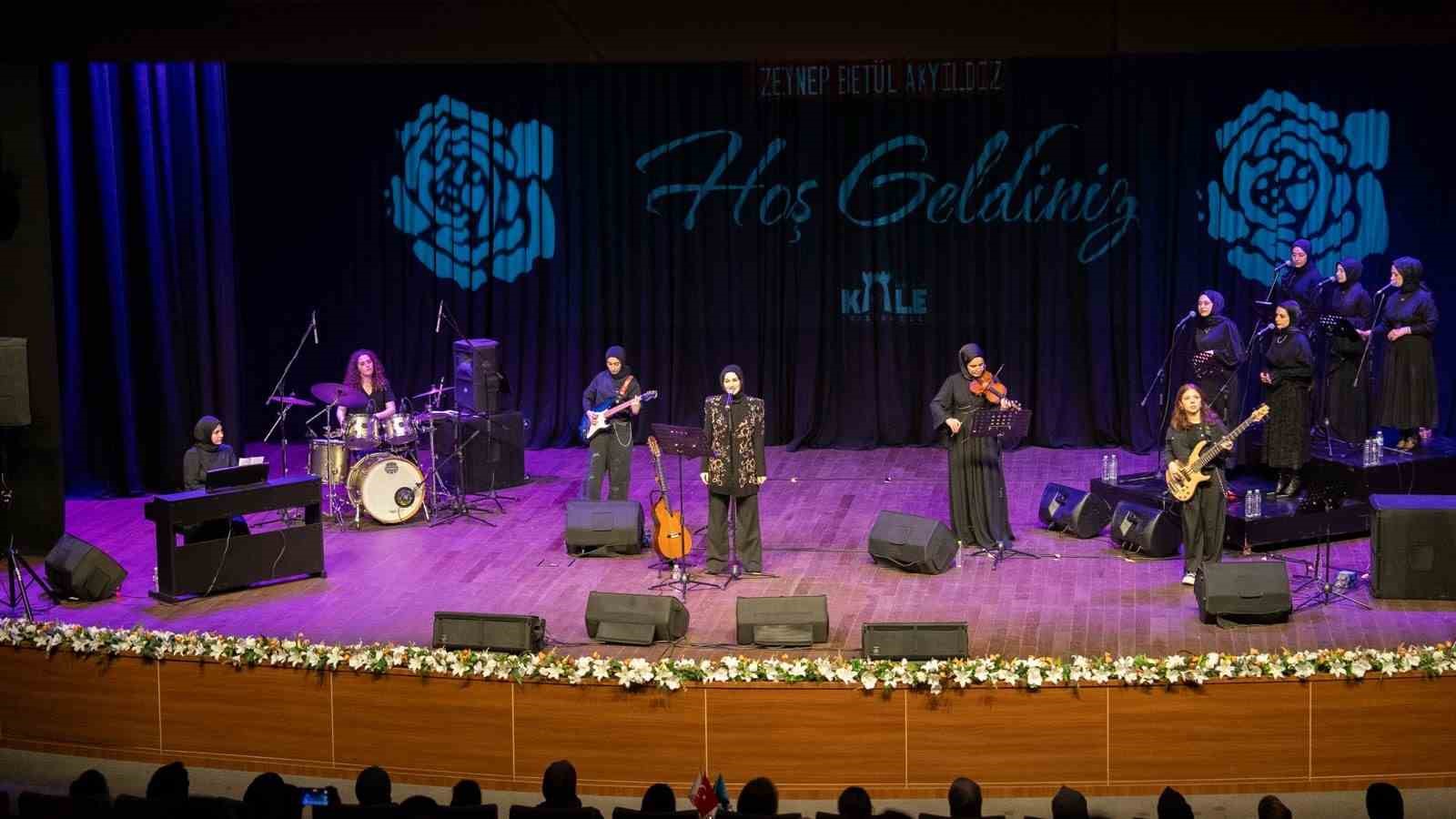 Başiskele&rsquo;de kadınlara &ouml;zel konser